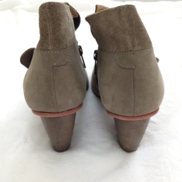 Anthropologie Sienna Wrap Ankle Boots - Picture 6 of 6